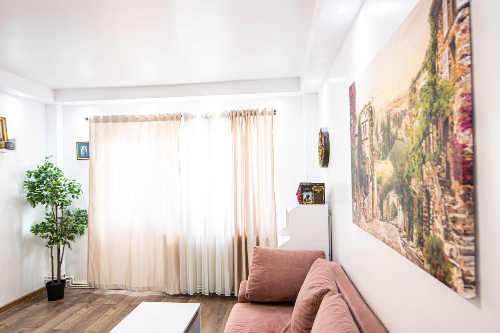 Apartament Near The Park Two Rooms Bukarest Kültér fotó