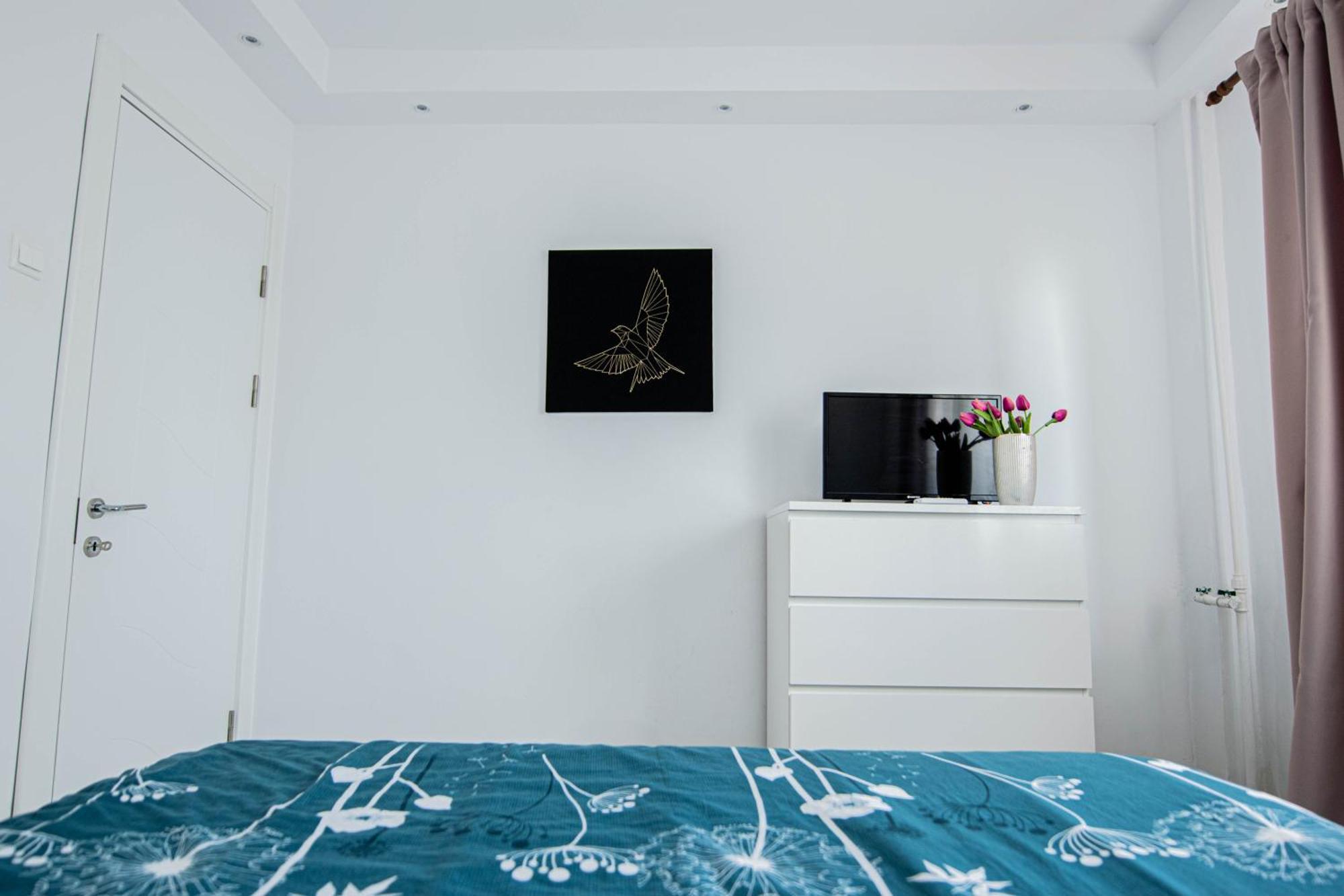 Apartament Near The Park Two Rooms Bukarest Kültér fotó