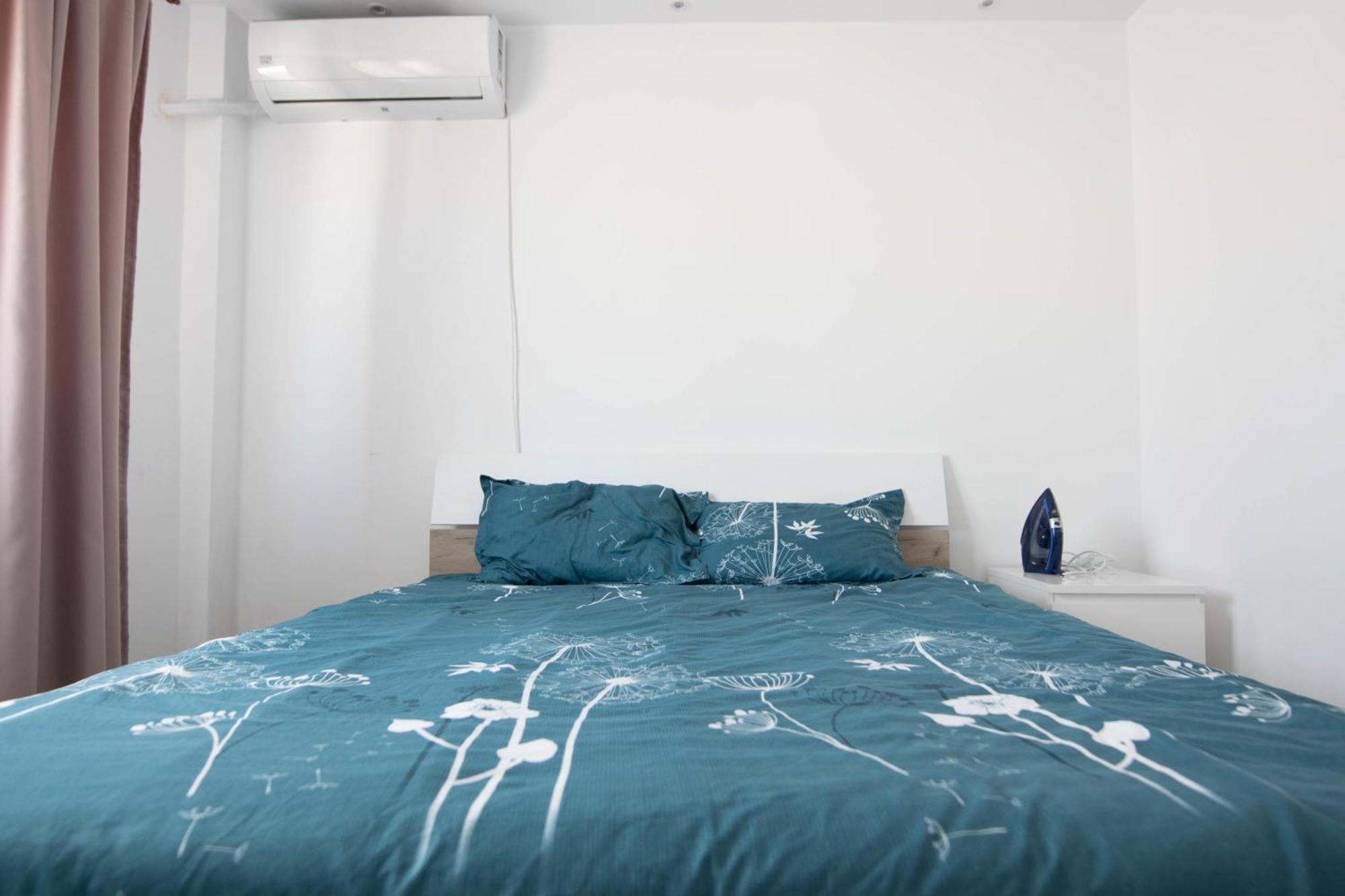 Apartament Near The Park Two Rooms Bukarest Kültér fotó